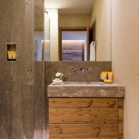 Vila 5br Elegant Gestaltete Mit Sauna Sankt Anton am Arlberg